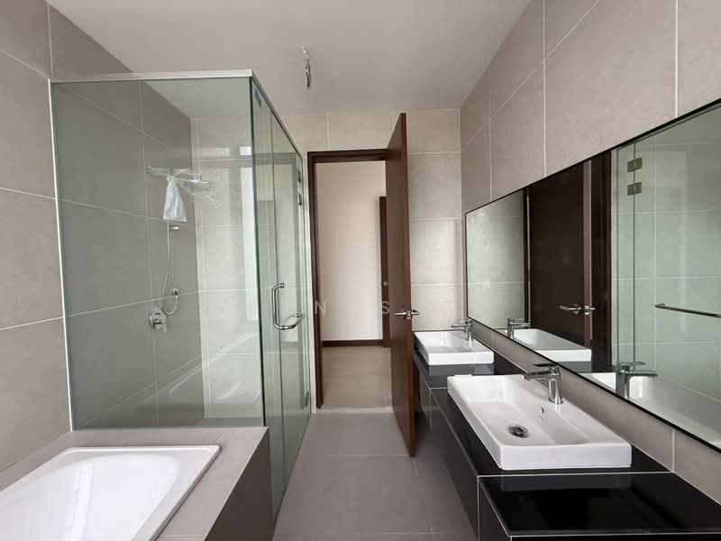 2-storey Terraced House for Sale in Medini (Iskandar Puteri (Nusajaya)) - Wennes Go - Bathroom - PropertyGuru.com.my