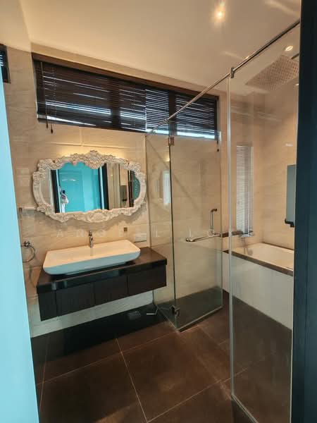 Bungalow for Rent in Taman Sungai Jati Permai (Klang) - Angeel Loke - Bathroom - PropertyGuru.com.my
