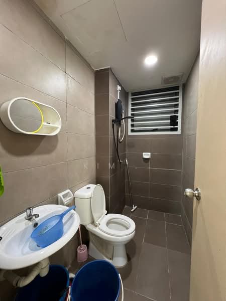 Service Residence for Rent at ARC @ Austin Hills - Kim . - Bathroom - PropertyGuru.com.my