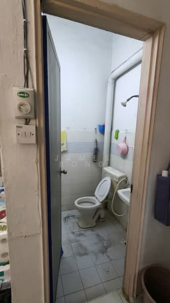 Rumah Teres 1 Tingkat untuk Dijual di Masai (Johor) - James Bong - Bathroom - PropertyGuru.com.my