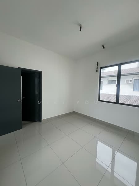 2-storey Terraced House for Sale in Bandar Rimbayu (Telok Panglima Garang) - Miki You - PropertyGuru.com.my