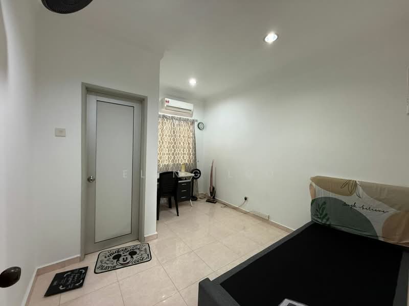 Rumah Teres 2 Tingkat untuk Dijual di Taman Segar Perdana (Cheras) - Eling Loo - Bedroom - PropertyGuru.com.my