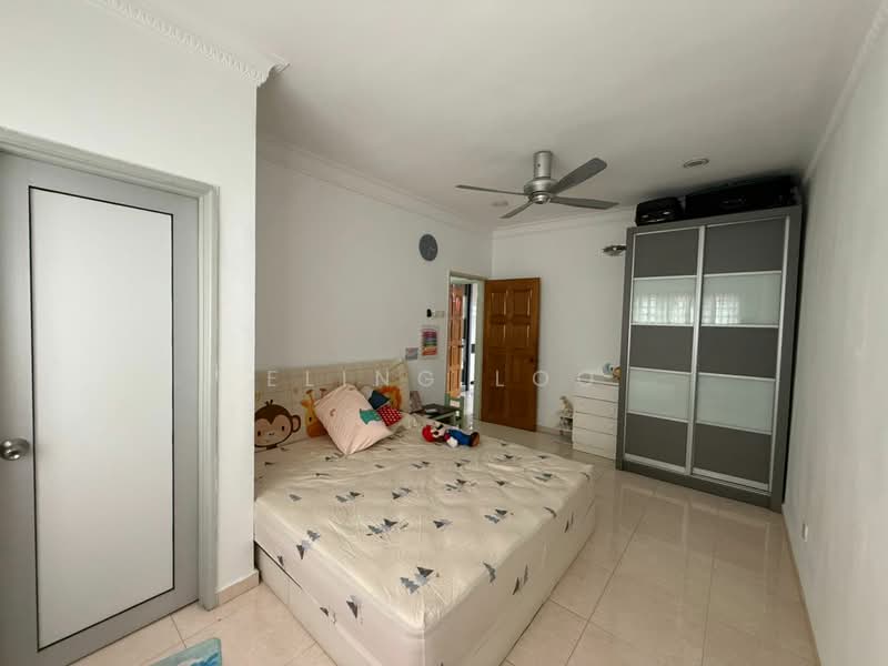 Rumah Teres 2 Tingkat untuk Dijual di Taman Segar Perdana (Cheras) - Eling Loo - Bedroom - PropertyGuru.com.my