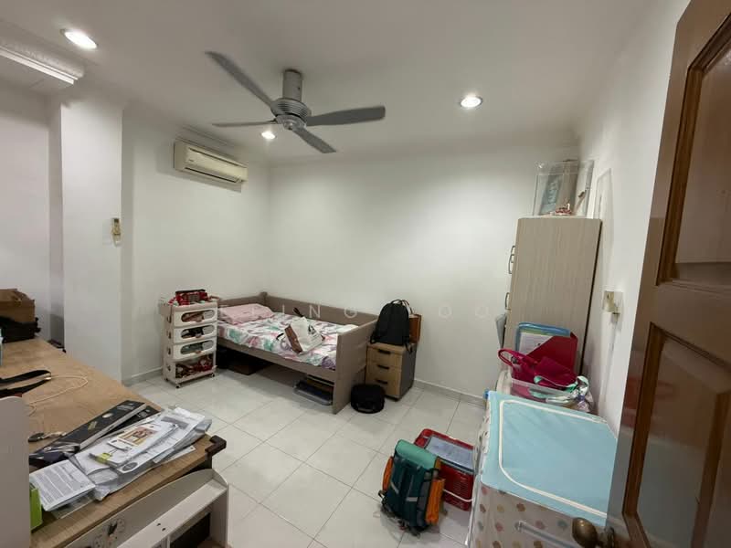 Rumah Teres 2 Tingkat untuk Dijual di Taman Segar Perdana (Cheras) - Eling Loo - Bedroom - PropertyGuru.com.my
