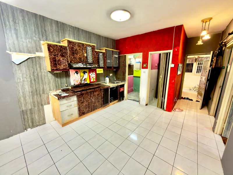 Apartment for Sale at Pangsapuri Cemara - Yasmin Sulaiman - Kitchen - PropertyGuru.com.my