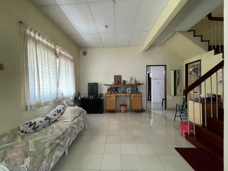 Rumah Teres 2 Tingkat untuk Dijual di Island Glades (Jelutong) - Stephanie Lim - Living Room - PropertyGuru.com.my