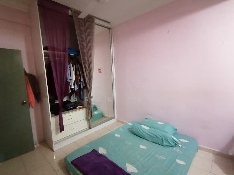 Rumah Bandar untuk Dijual di Taman Bukit Emas (Balakong) - Aaron Yeoh - Bedroom - PropertyGuru.com.my