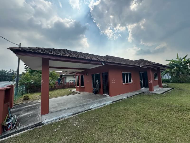 Semi-Detached House for Sale in Taman Riveria Perdana (Klang) - Samantha Chang - Exterior - PropertyGuru.com.my