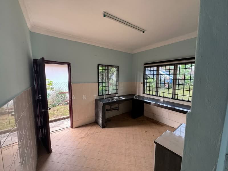 Semi-Detached House for Sale in Taman Riveria Perdana (Klang) - Samantha Chang - Kitchen - PropertyGuru.com.my
