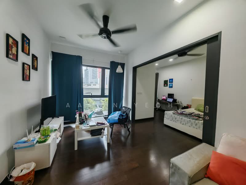 Apartment for Sale at V Residence Suites @ Sunway Velocity - Aaron Yeoh - Living Room - PropertyGuru.com.my