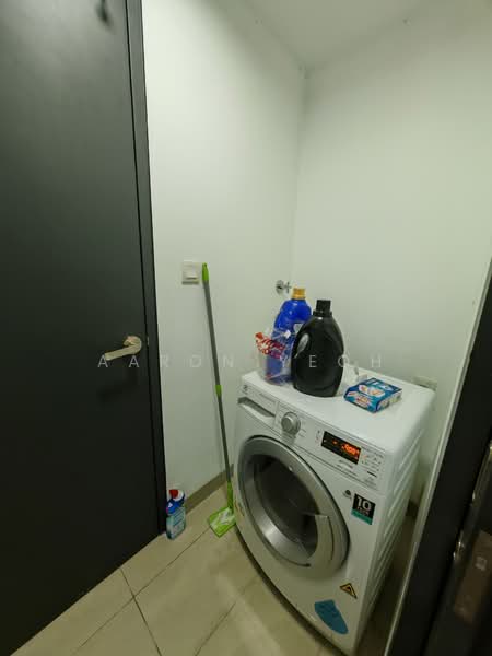 Apartment for Sale at V Residence Suites @ Sunway Velocity - Aaron Yeoh - Interior - PropertyGuru.com.my