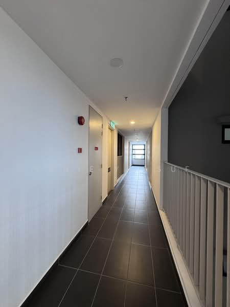Service Residence for Sale at The Pulse Residence - Yanie Yussuf - Corridor - PropertyGuru.com.my