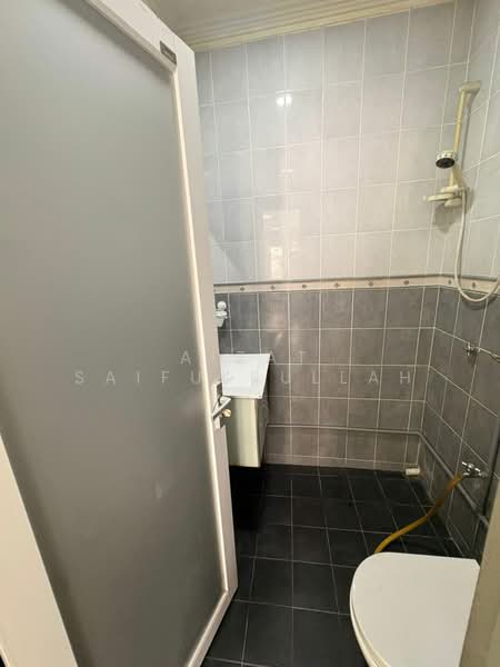 Semi-Detached House for Rent in Alam Suria (Puncak Alam) - Aizat Saifulrullah - Bathroom - PropertyGuru.com.my