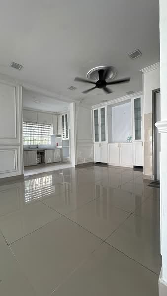 Semi-Detached House for Rent in Alam Suria (Puncak Alam) - Aizat Saifulrullah - Kitchen - PropertyGuru.com.my