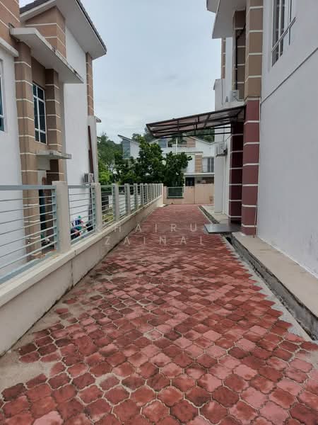 Semi-Detached House for Sale in Seksyen U10 (Shah Alam) - Khairul Zainal - Exterior - PropertyGuru.com.my