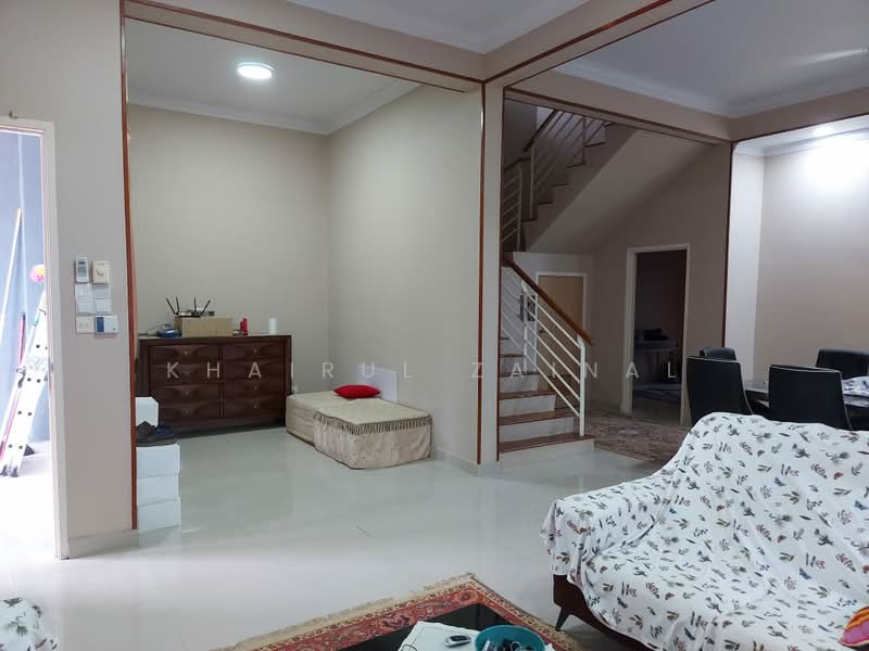 Semi-Detached House for Sale in Seksyen U10 (Shah Alam) - Khairul Zainal - Living Room - PropertyGuru.com.my