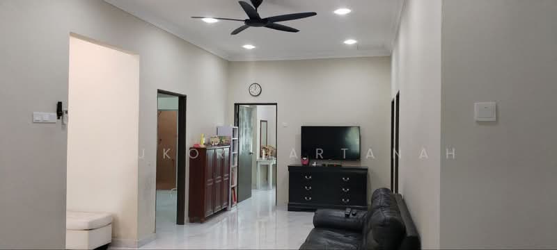 Bungalow for Sale in Semenyih (Selangor) - Syukor Hartanah - Living Room - PropertyGuru.com.my