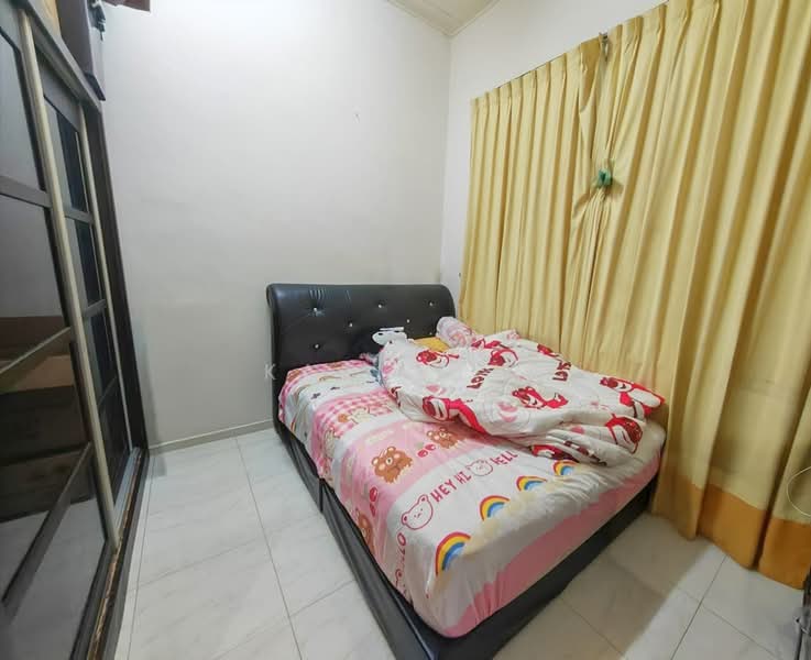 1-storey Terraced House for Sale in Taman Nusa Bestari 2 (Iskandar Puteri (Nusajaya)) - Karl Lim - Bedroom - PropertyGuru.com.my