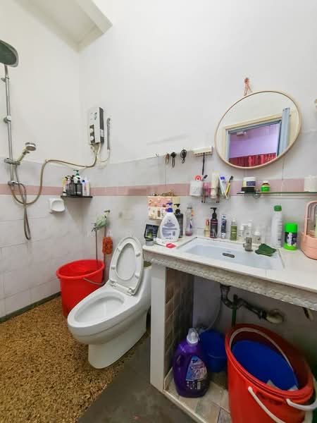 1-storey Terraced House for Sale in Taman Nusa Bestari 2 (Iskandar Puteri (Nusajaya)) - Karl Lim - Bathroom - PropertyGuru.com.my