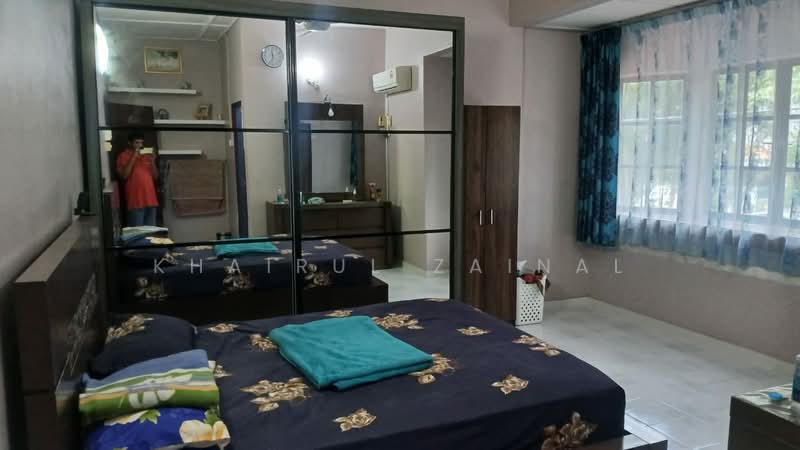 Rumah Teres 2 Tingkat untuk Dijual di Shah Alam (Selangor) - Khairul Zainal - Bedroom - PropertyGuru.com.my