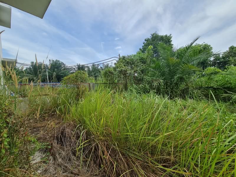 Semi-Detached House for Sale in Ijok (Selangor) - Syukor Hartanah - Exterior - PropertyGuru.com.my