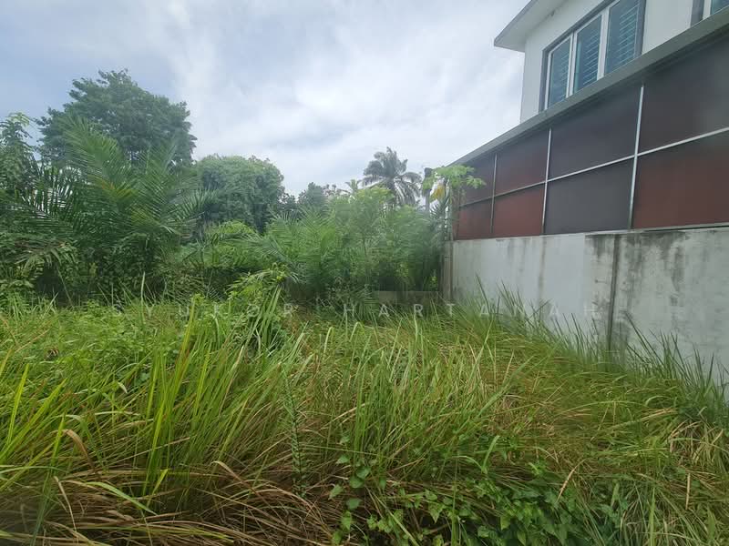 Semi-Detached House for Sale in Ijok (Selangor) - Syukor Hartanah - Exterior - PropertyGuru.com.my