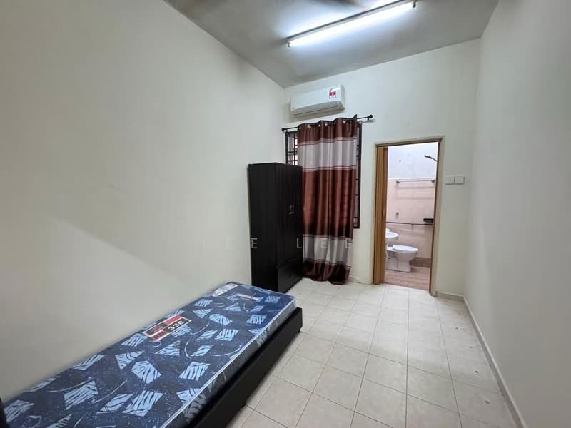 2-storey Terraced House for Rent in Taman Perling (Perling) - Lee Lee - PropertyGuru.com.my