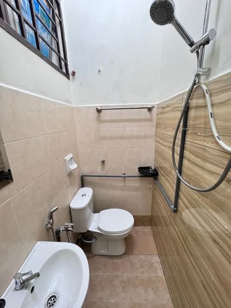 2-storey Terraced House for Rent in Taman Perling (Perling) - Lee Lee - PropertyGuru.com.my