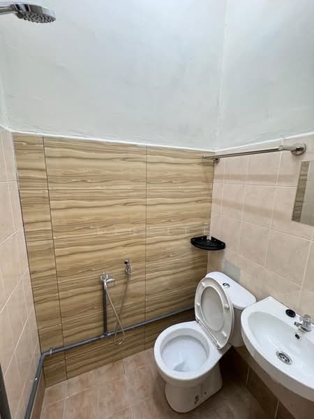 2-storey Terraced House for Rent in Taman Perling (Perling) - Lee Lee - PropertyGuru.com.my