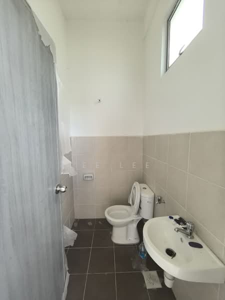 2-storey Terraced House for Rent in Taman Perling (Perling) - Lee Lee - PropertyGuru.com.my