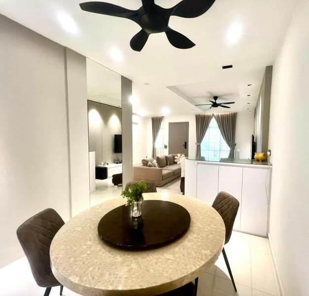 2-storey Terraced House for Sale in Setia Tropika (Johor Bahru) - Eric Lee - Living Room - PropertyGuru.com.my