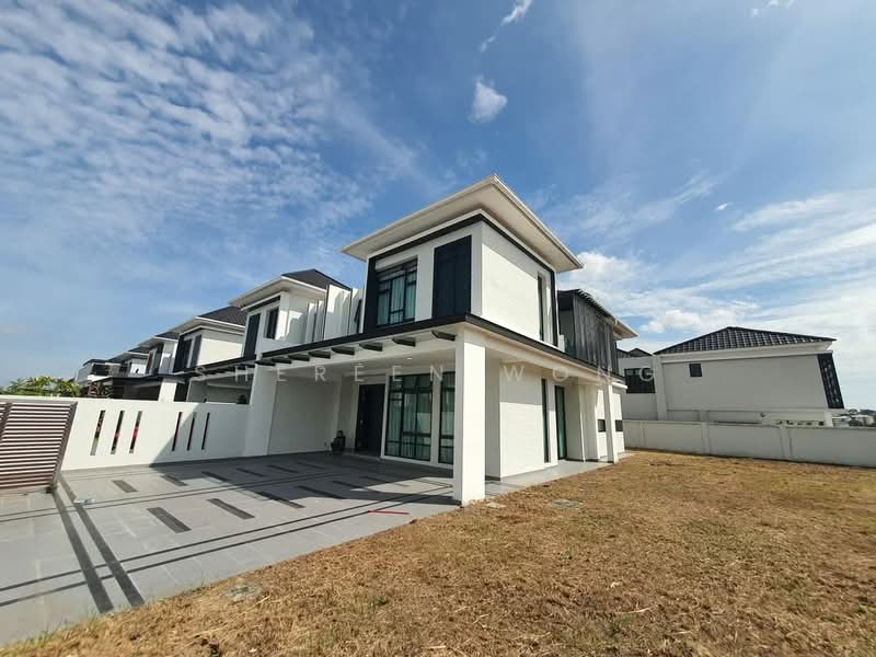 Rumah Berkembar untuk Disewa di Setia Tropika (Johor Bahru) - Shereen Wong - Exterior - PropertyGuru.com.my