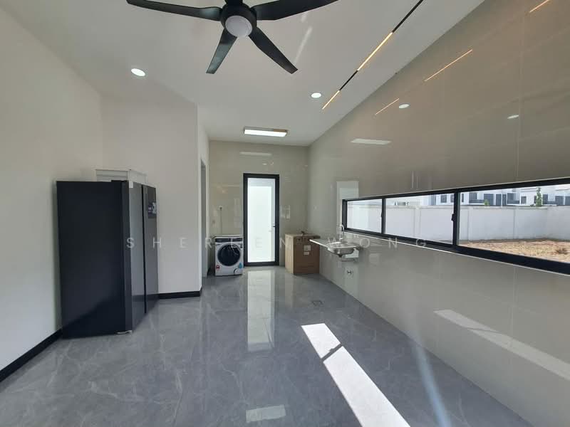 Rumah Berkembar untuk Disewa di Setia Tropika (Johor Bahru) - Shereen Wong - Kitchen - PropertyGuru.com.my