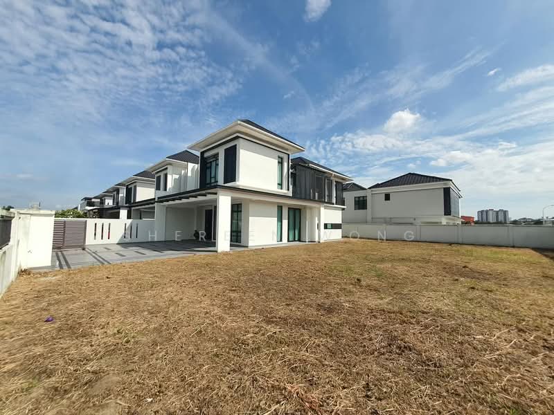 Rumah Berkembar untuk Disewa di Setia Tropika (Johor Bahru) - Shereen Wong - Exterior - PropertyGuru.com.my