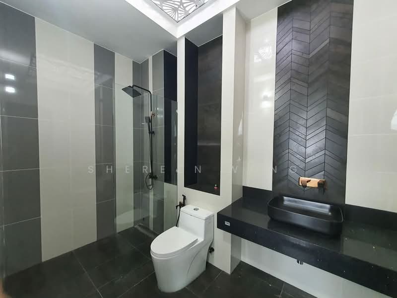 Rumah Berkembar untuk Disewa di Setia Tropika (Johor Bahru) - Shereen Wong - Bathroom - PropertyGuru.com.my