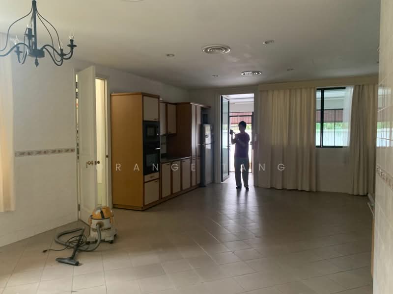 Bungalow for Rent in Ampang (Kuala Lumpur) - Orange Tang - Kitchen - PropertyGuru.com.my