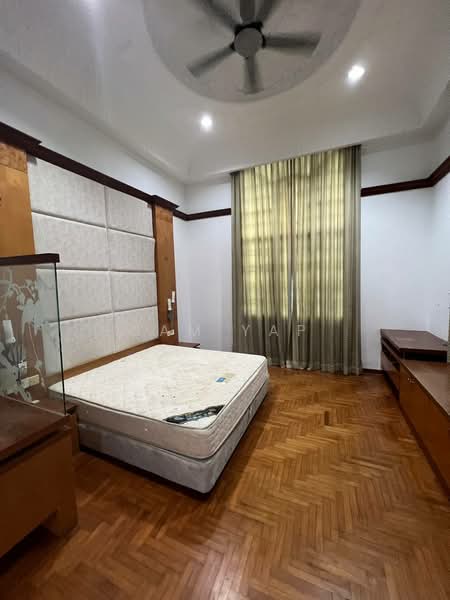 Condominium for Rent at The Straits View Condominium - Sam Yap - Bedroom - PropertyGuru.com.my