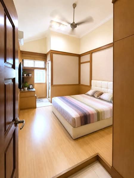 Rumah Teres 1.5 Tingkat untuk Dijual di Taman Molek (Johor Bahru) - Karl Lim - Bedroom - PropertyGuru.com.my