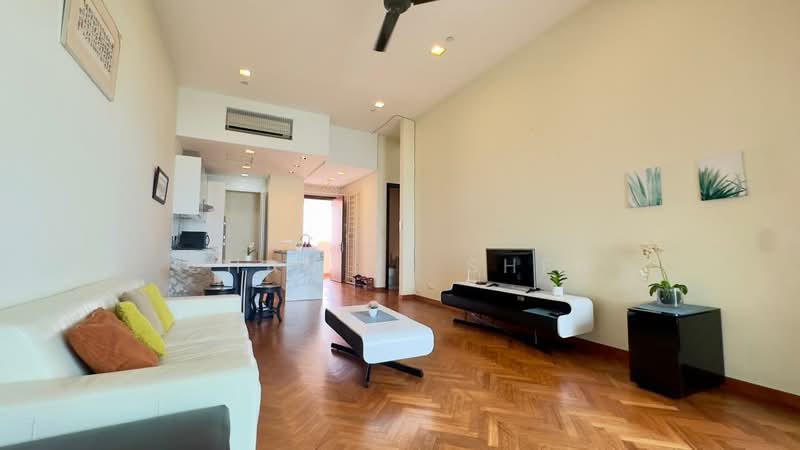 Servis Apartment untuk Dijual di Straits Quay (The Suites at Waterside) - Chan Yi Shen - Living Room - PropertyGuru.com.my