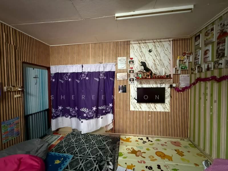 Rumah Flat untuk Dijual di Flat Bandar Selesa Jaya @ Jalan Silat Gayong - Shereen Wong - Bedroom - PropertyGuru.com.my