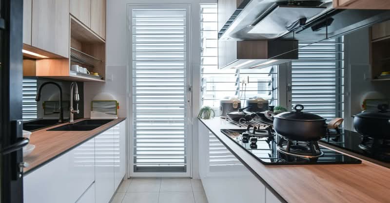 Rumah Teres 2-Tingkat untuk Dijual di Bandar Springhill (Jimah) - Evon Ng - Kitchen - PropertyGuru.com.my