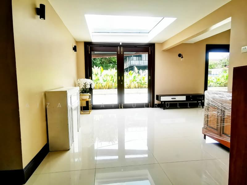 Bungalow for Rent in Jalan Tun Razak (KL City Centre) - Aizat Saifulrullah - Living Room - PropertyGuru.com.my