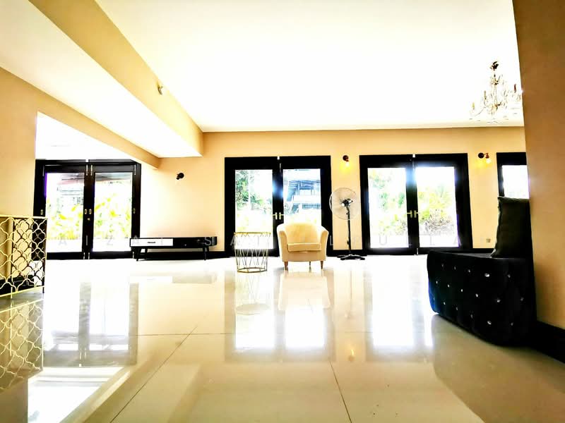 Bungalow for Rent in Jalan Tun Razak (KL City Centre) - Aizat Saifulrullah - Living Room - PropertyGuru.com.my