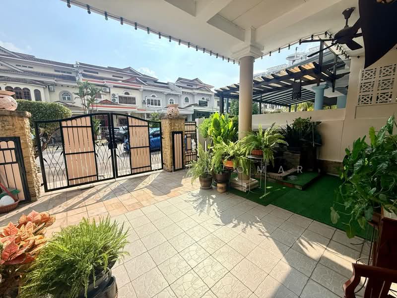 Rumah Teres 2.5 Tingkat untuk Dijual di Shah Alam (Selangor) - Nur Alia Omar - Exterior - PropertyGuru.com.my