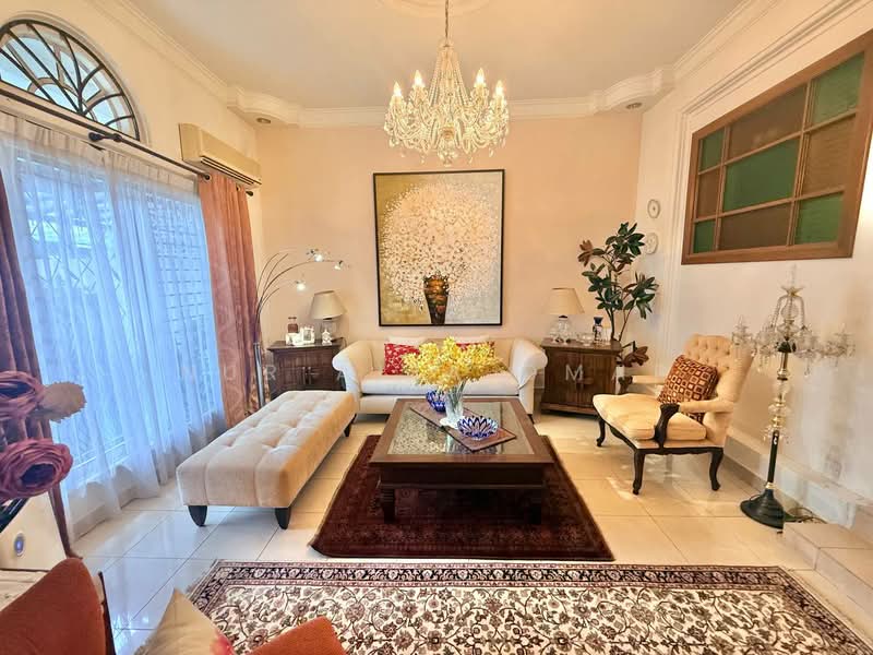 Rumah Teres 2.5 Tingkat untuk Dijual di Shah Alam (Selangor) - Nur Alia Omar - Living Room - PropertyGuru.com.my