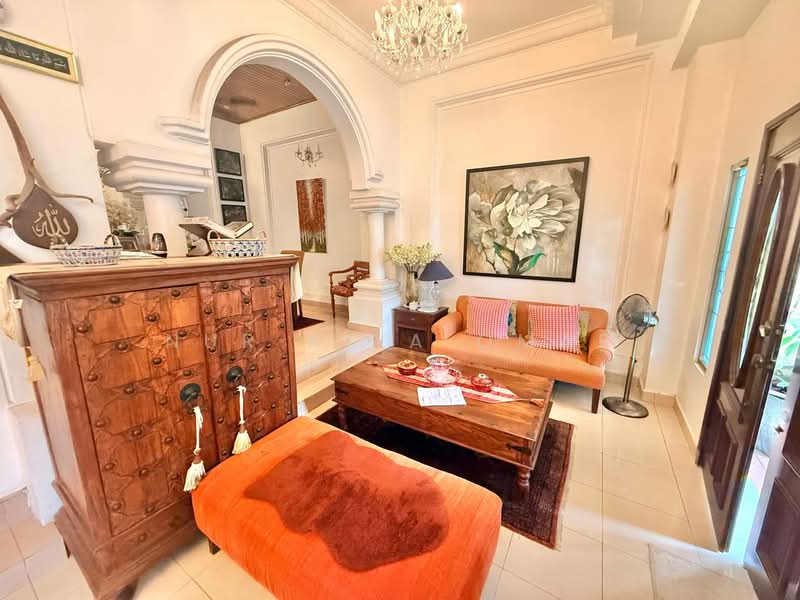 Rumah Teres 2.5 Tingkat untuk Dijual di Shah Alam (Selangor) - Nur Alia Omar - Living Room - PropertyGuru.com.my