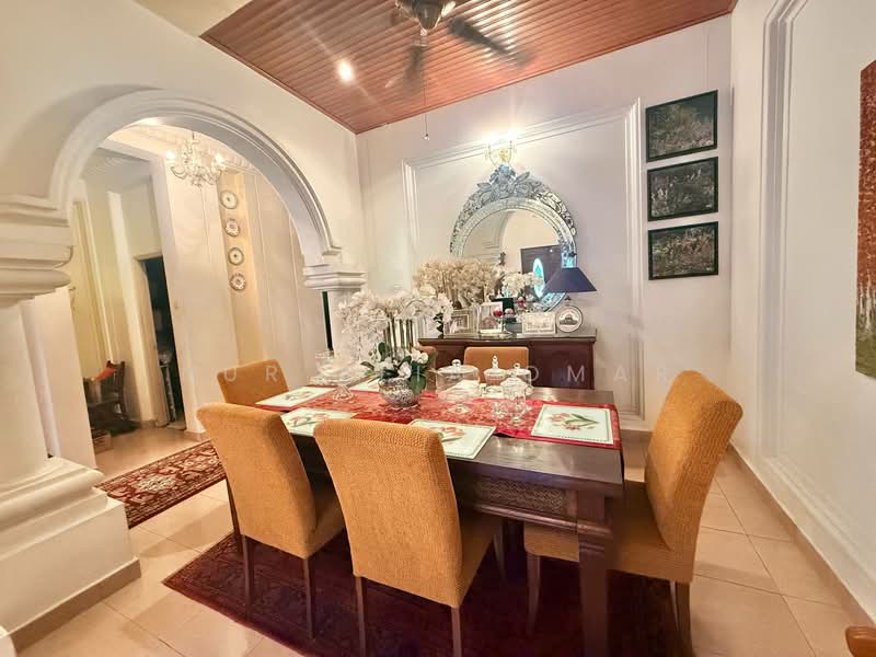 Rumah Teres 2.5 Tingkat untuk Dijual di Shah Alam (Selangor) - Nur Alia Omar - Dining Room - PropertyGuru.com.my