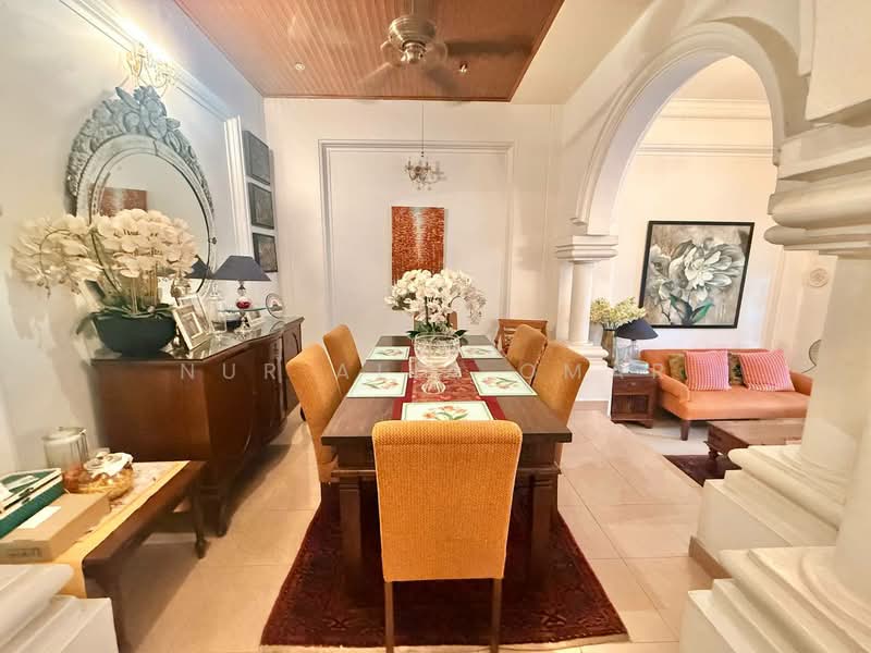 Rumah Teres 2.5 Tingkat untuk Dijual di Shah Alam (Selangor) - Nur Alia Omar - Dining Room - PropertyGuru.com.my