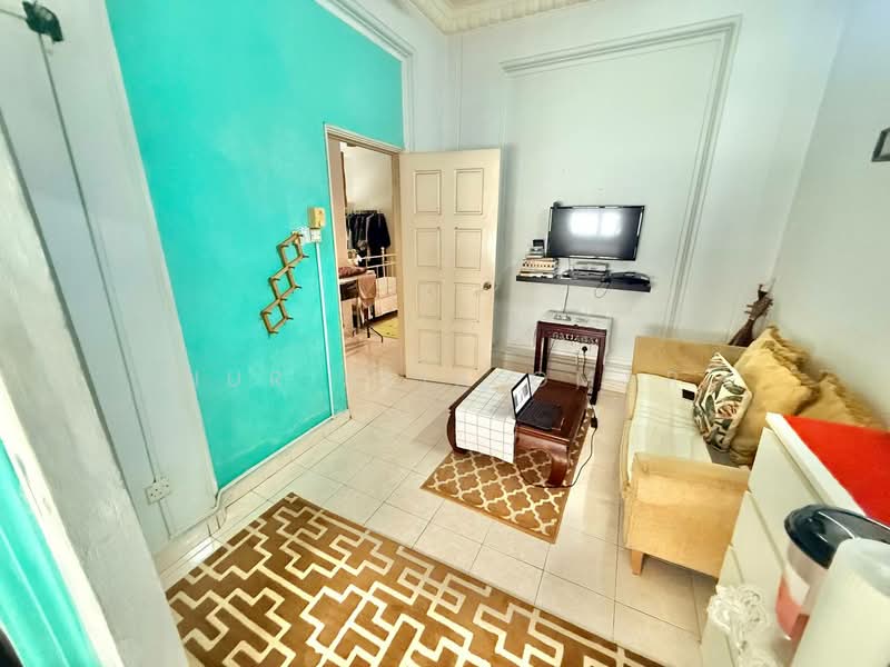 Rumah Teres 2.5 Tingkat untuk Dijual di Shah Alam (Selangor) - Nur Alia Omar - Living Room - PropertyGuru.com.my