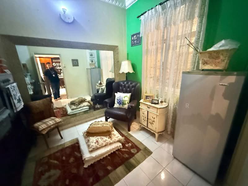 Rumah Teres 2.5 Tingkat untuk Dijual di Shah Alam (Selangor) - Nur Alia Omar - Living Room - PropertyGuru.com.my